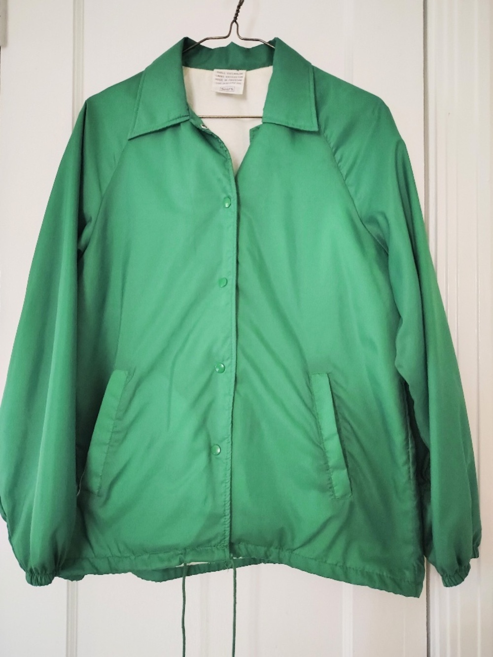 Sears Vintage Windbreaker Jacket size M Green Nylon Snap Coach Cotton Lined